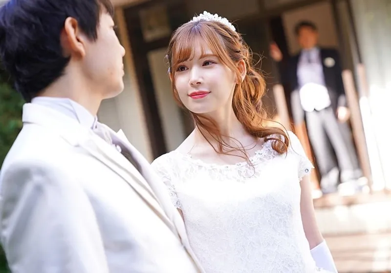 Bố gã chồng địt vợ của con trai ngay sau lễ cưới của con trai