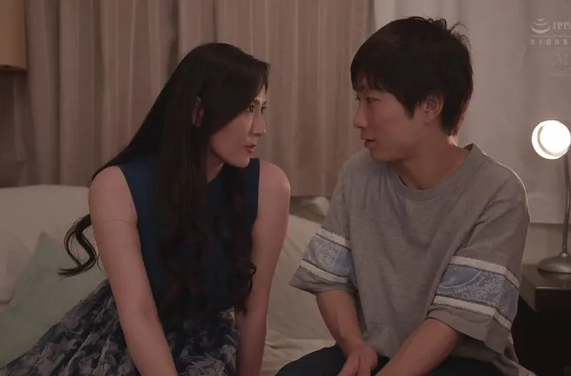 Chồng lạnh nhạt, bà xã uống rượu rồi ngoại tình với cậu sinh viên trẻ