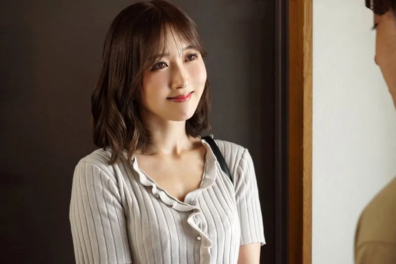 Bà xã về nhà bố má đẻ sau cuộc cãi nhau, gã chồng rủ cô bạn thân về nhà tâm sự…